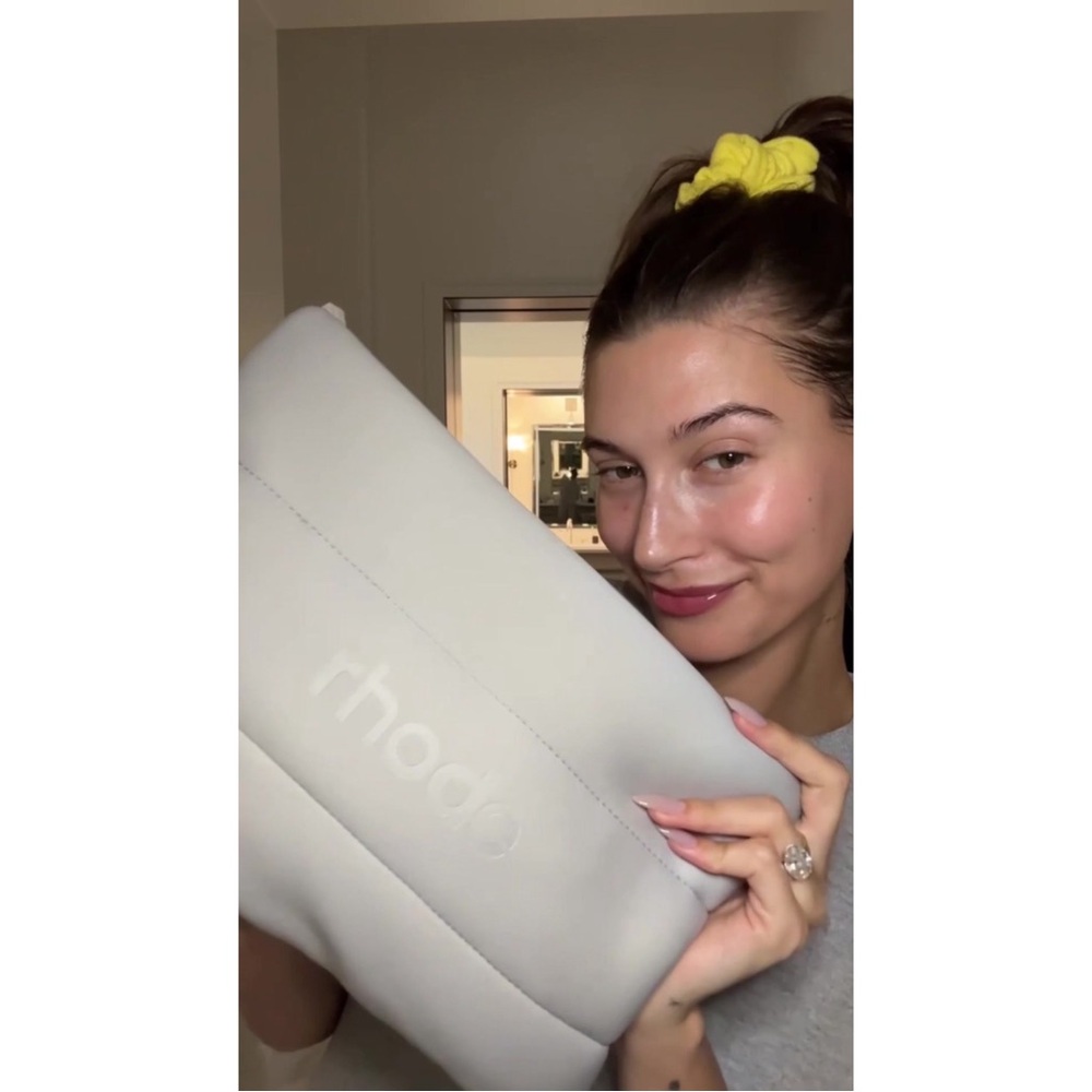 NWT Rhode (Hailey Bieber) Skincare bubble bag (products not included, only bag) - Picture 2 of 16